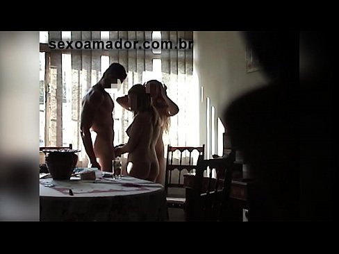 ❤️ Сексуални пријатељи позивају џиновског мушкарца и тројку са њим Квалитет порно на sr.pornplaybb.ru ❌❤